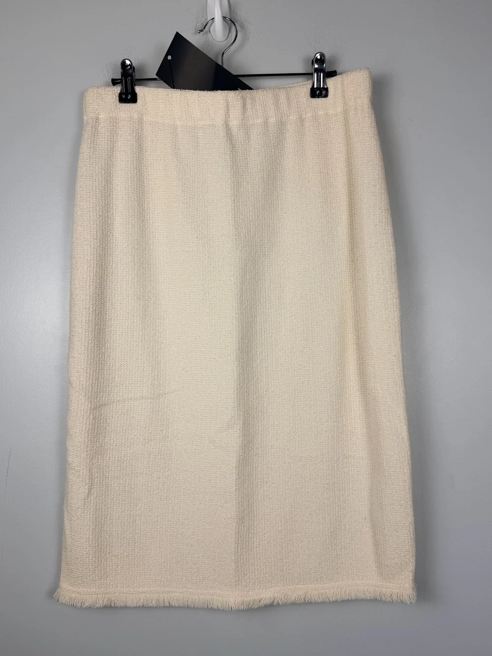 New St. John bright white cream wool blend Santana knit fringe skirt size 10